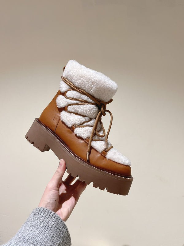 CELINE Bulky Lace-Up Boot White Brown Shearling And Calfskin 452715
