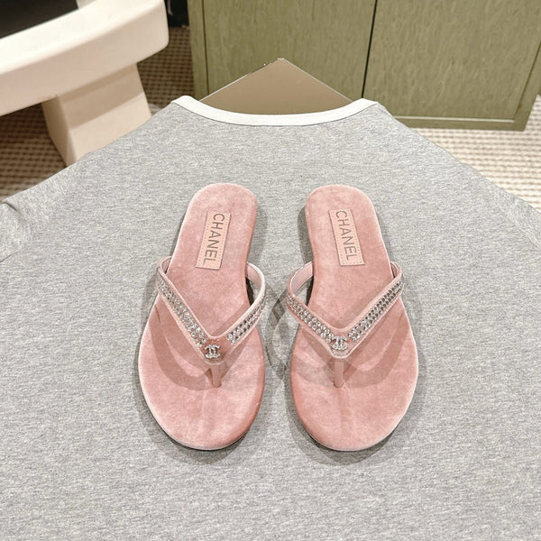 CC 25ss Rhinestone Thong Sandal Pink Velvet 461636