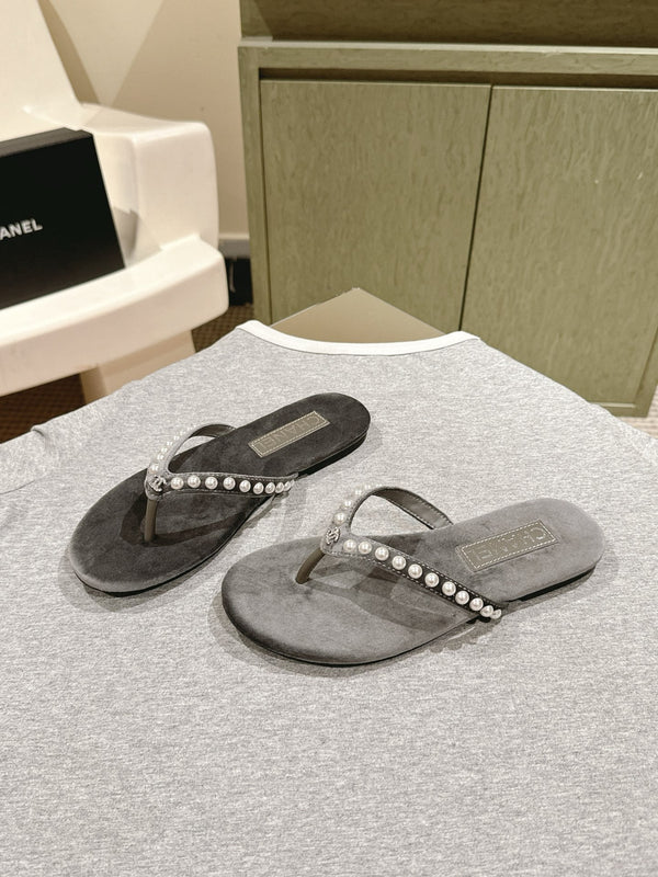 CC 25ss Pearl Thong Sandal Black Mix Grey Velvet 461640