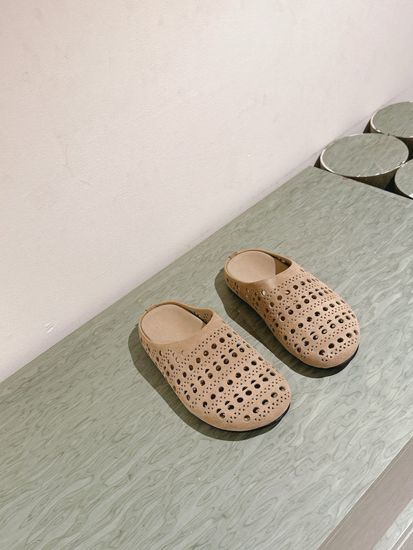 The Row 25ss Perforated Mule 20mm Beige Suede 451272