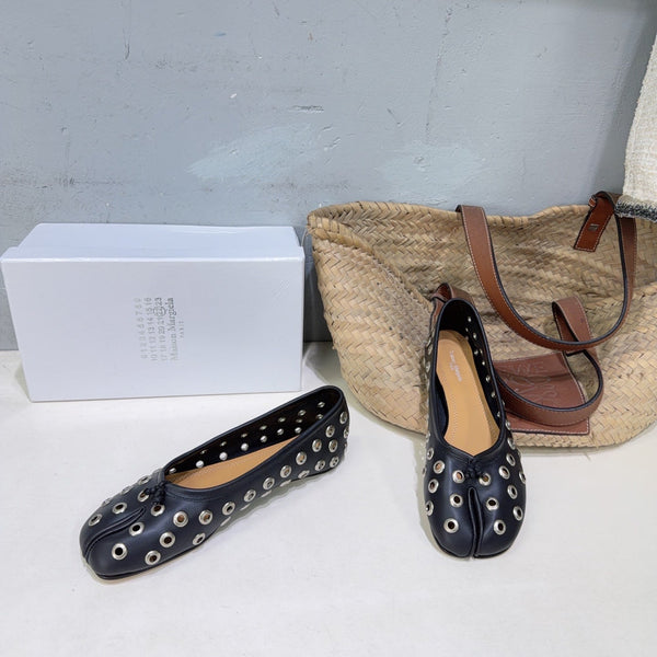 MM Bellissima Ballerina Eyelet Details Black Cowhide 893694