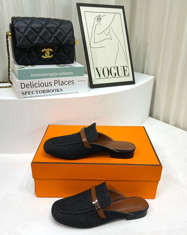 IENA MULE  BLACK CANVAS AND BROWN CALFSKIN