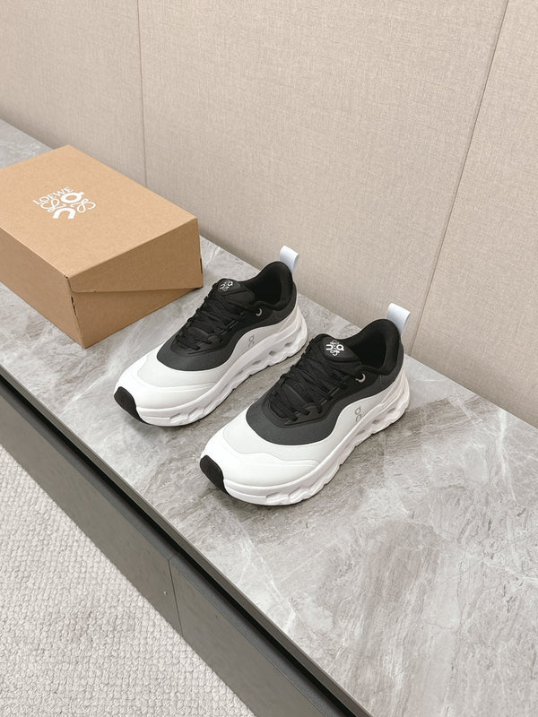 SNEAKER RUN IN TESSUTO BIANCO MISTO CAMOSCIO NERO E RETE