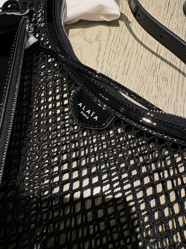 ONE PIECE DEMI LUNE BAG 31 IN BLACK FISHNET