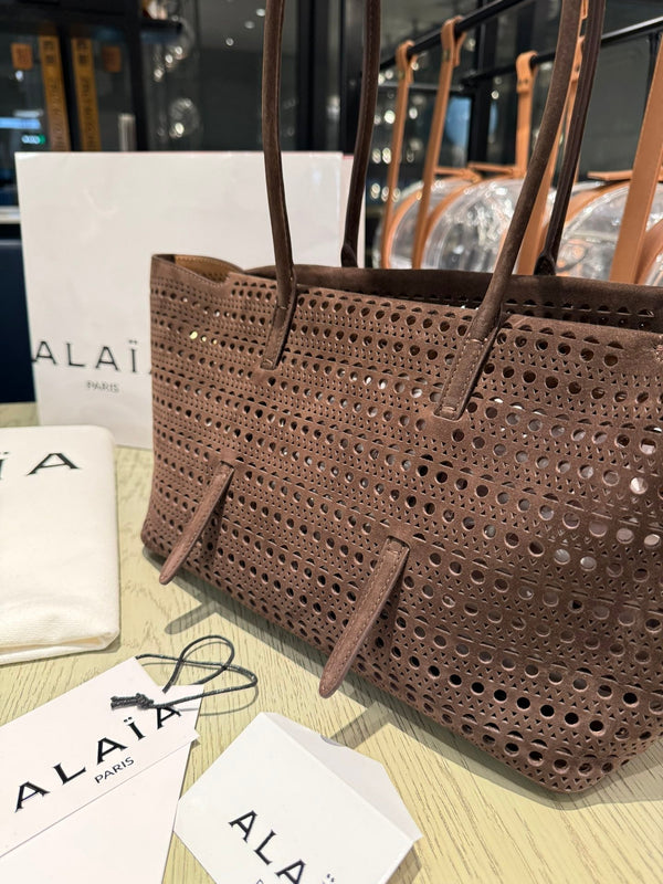 NEO MINA 32 BAG IN CHOCOLATE VIENNE SUEDE