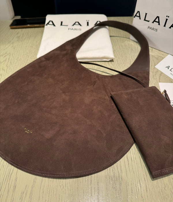 MEDIUM HOBO BAG 39 IN CHOCOLATE SUEDE