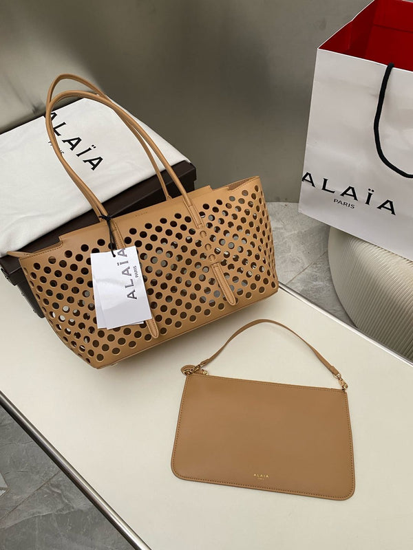 NEO MINA 32 BAG IN WHISKEY PERFORATED CALFSKIN