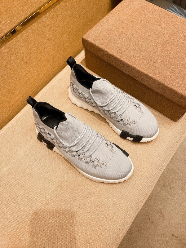 Sneaker slip-on Flex da uomo HM in pelle di vacchetta lavorata a maglia grigia 671703