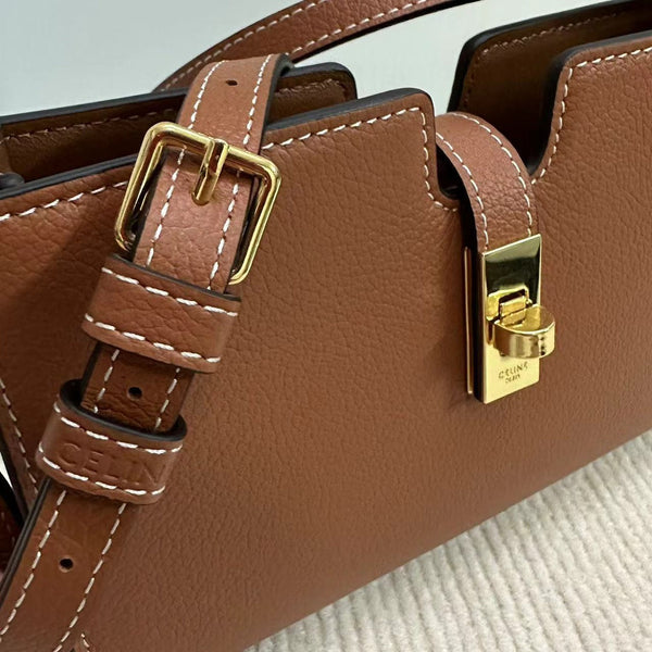 POCHETTE 16 TRACOLLA 18 IN PELLE DI VITELLO MORBIDA ARANCIONE BRONZO E FERRAMENTA ORO