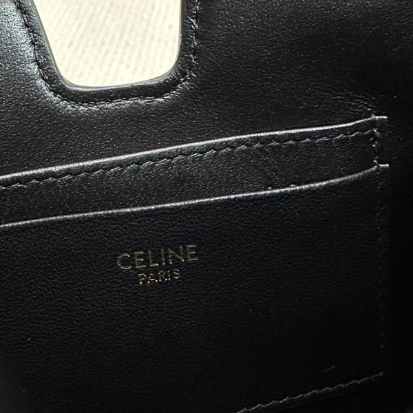 POCHETTE 16 TRACOLLA 18 IN PELLE DI VITELLO MORBIDA NERA CON FERRAMENTA ORO