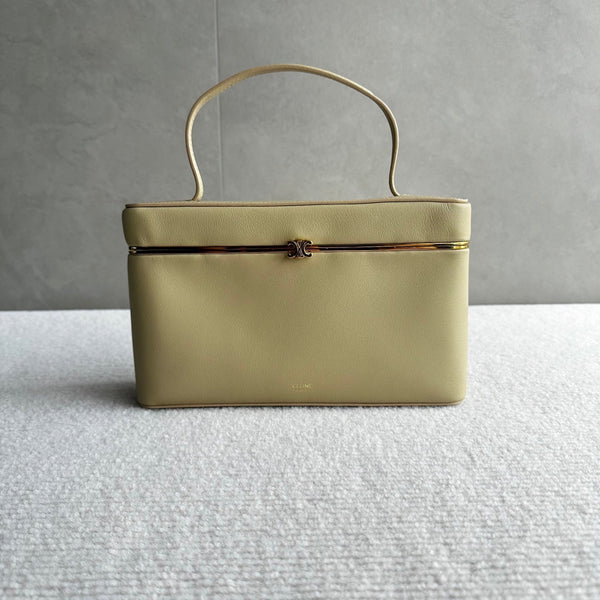 CL 26s rectangle veau souple beige