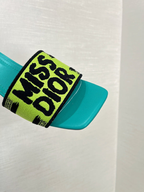Ciabatte con tacco Dway 35 blu lime in cotone ricamato