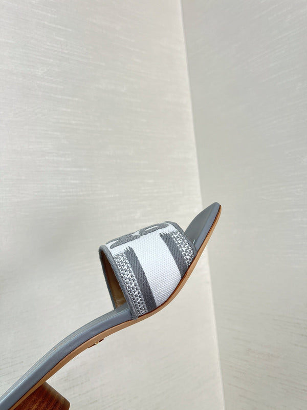 dway ciabatte con tacco 35 in cotone ricamato grigio