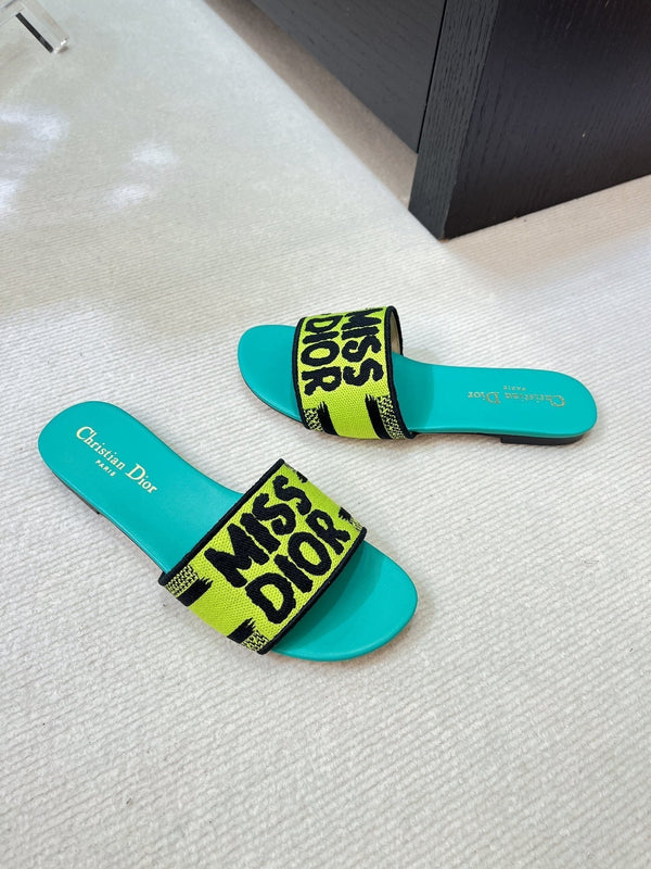 dway slide ricamato in cotone blu lime