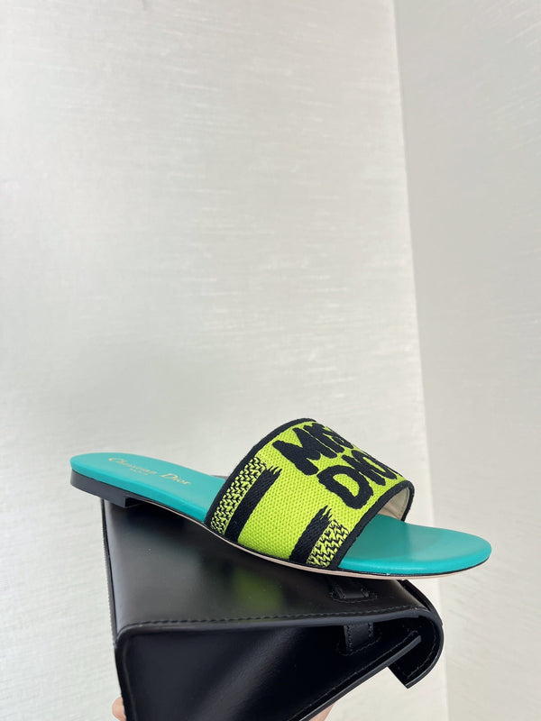 dway slide ricamato in cotone blu lime