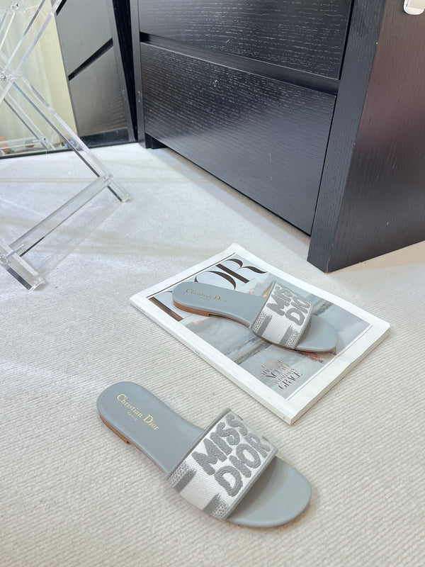 dway slide ricamato in cotone grigio
