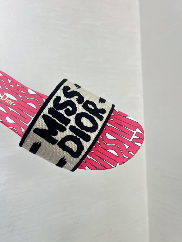 dway slide cotone ricamato rosso miss cd motivo alllover