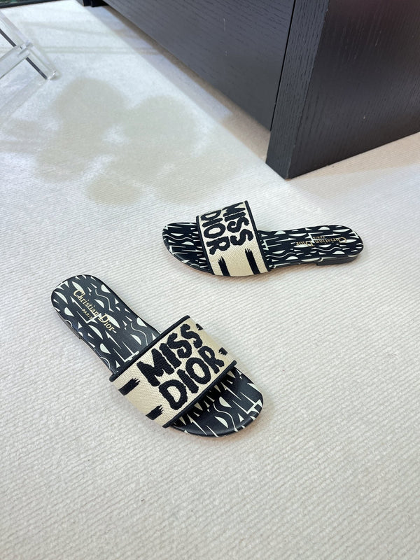 dway slide embroidered cotton black miss cd alllover motif