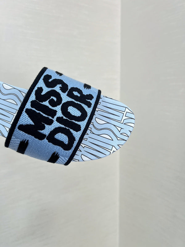 dway slide embroidered cotton cloud blue miss cd alllover motif