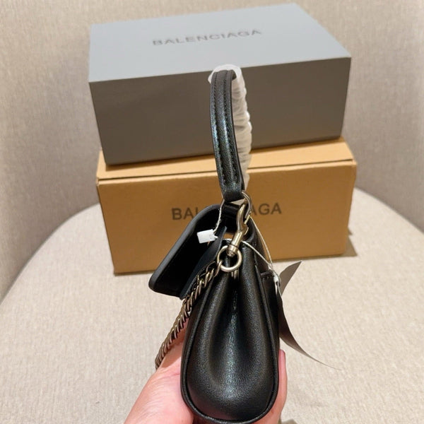 BORSA RODEO NANO CON CATENA 17 IN PELLE DI VITELLO LISCIA NERA E FERRAMENTA IN ARGENTO