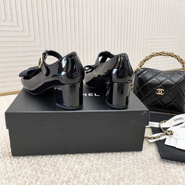 CC 26s Bow Mary Jane Chunky Heel 6cm Black Glossy Leather 787146
