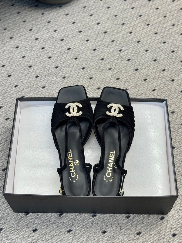Sandali CC 25 Marry Jane in pelle scamosciata nera 329775