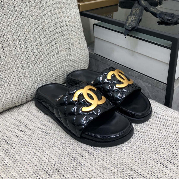 mule sandal 30 black quilted waxed leather