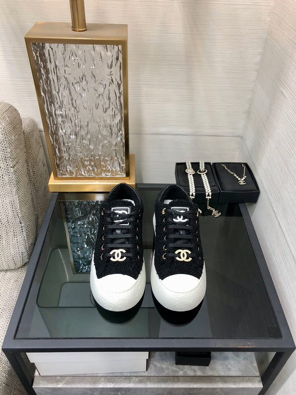 CC Low Sneaker Black Wool