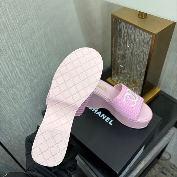 CC 26s Platform Slide Light Pink Raffia Sheepskin 688699