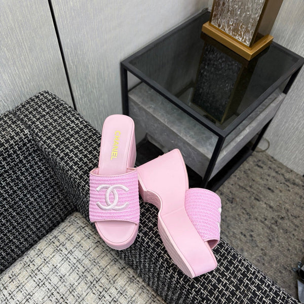 CC 26s Platform Slide Light Pink Raffia Sheepskin 688699