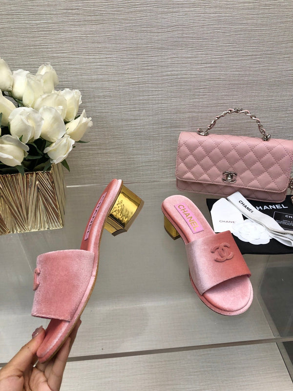 CC 25C Mules con tacco medio in velluto rosa 212953