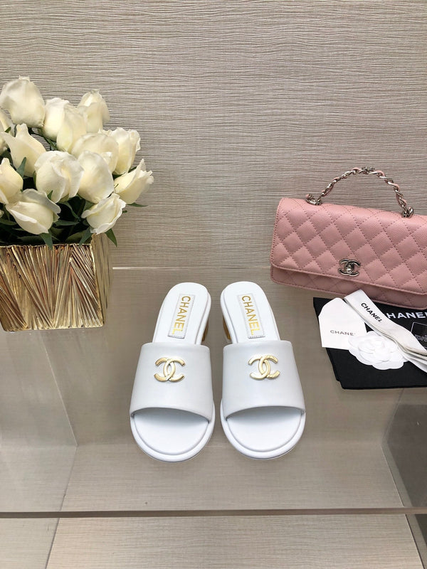 CC 25C Mid Heel Mule White Genuine Calfskin 212954