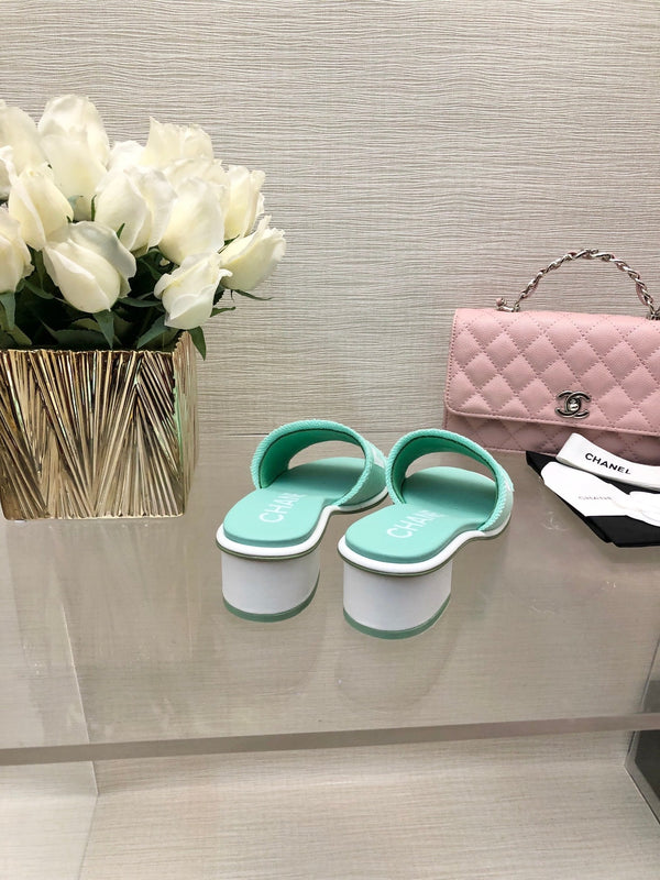 CC 25C Mules con tacco medio in tessuto turchese 212957