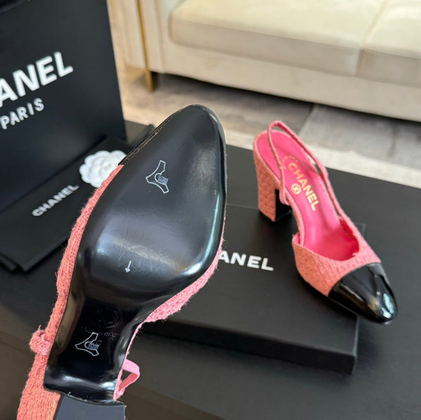 slingback 95 in tweed rosa e pelle di vitello verniciata nera