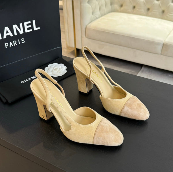 slingback 95 in pelle di vitello scamosciata beige