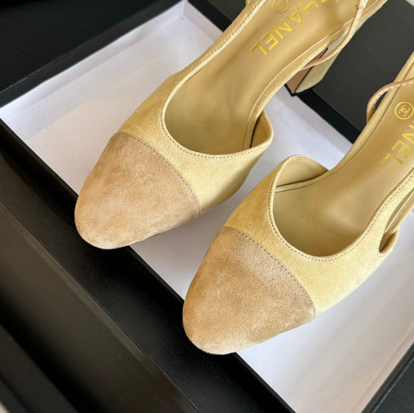 slingback 95 in pelle di vitello scamosciata beige
