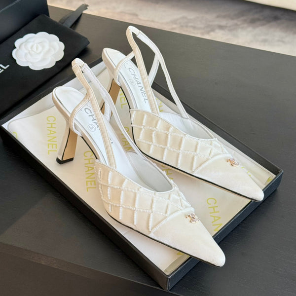 cc slingbacks 65 in pelle di agnello satinata bianca