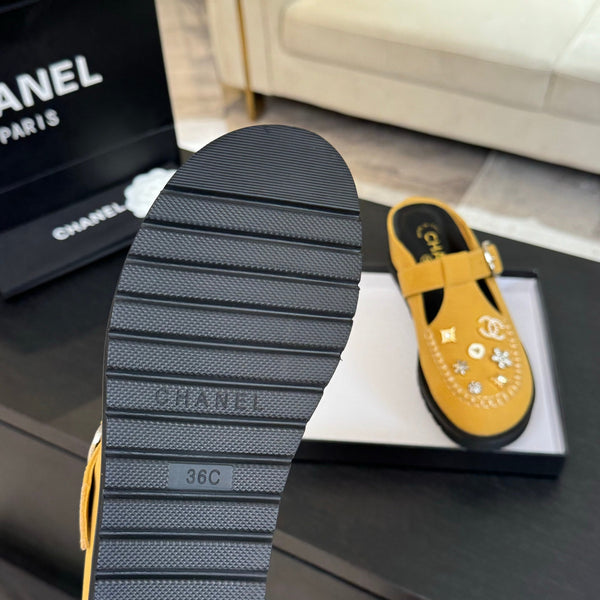 CC 25C Sandalo Mule Giallo Canarino Pelle di Vacchetta Importata 212944