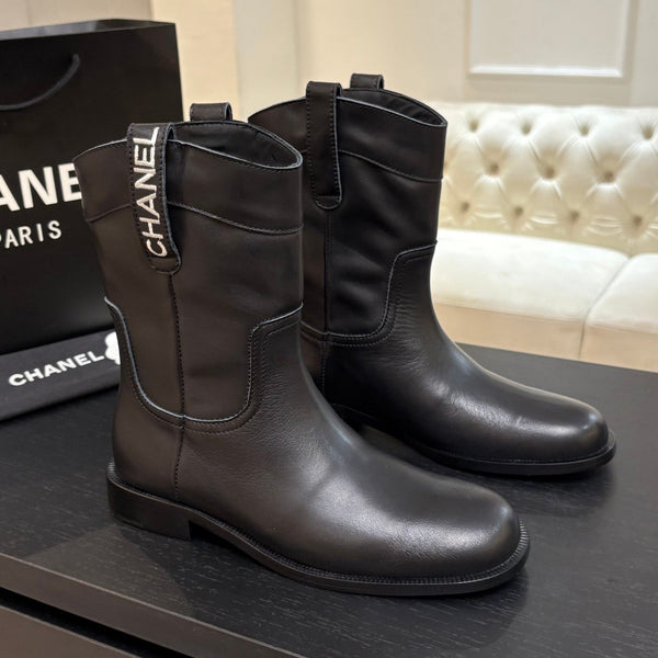 CC 2025 Short Boot Black Sheepskin 550659