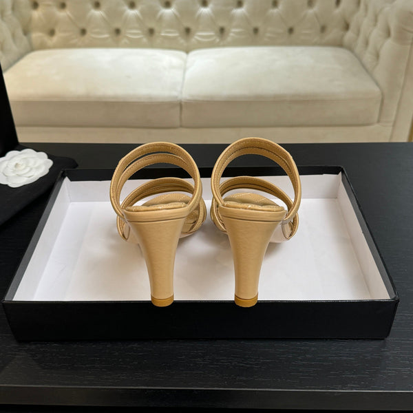 Sandales CC 26C à double bride en peau de mouton beige