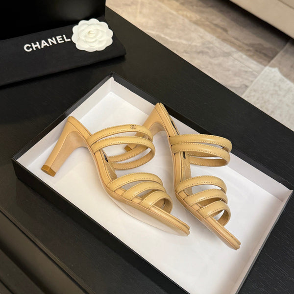 Sandales CC 26C à double bride en peau de mouton beige