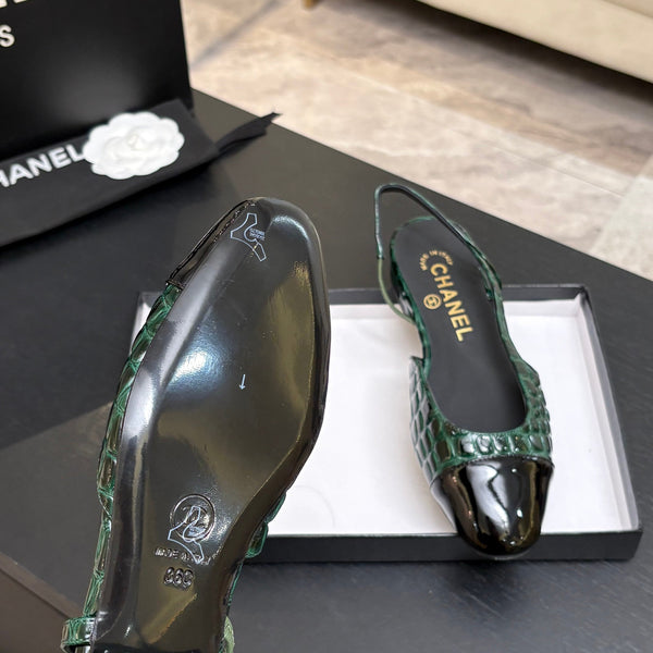 CC 26s Classic Slingback Flat Black Green Crocodile Embossed Patent Leather 907638