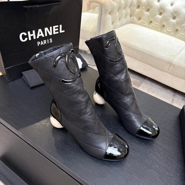 CC 26s Mid-Calf Pearl Boots 6.5CM  Black Quited Calfskin 957731