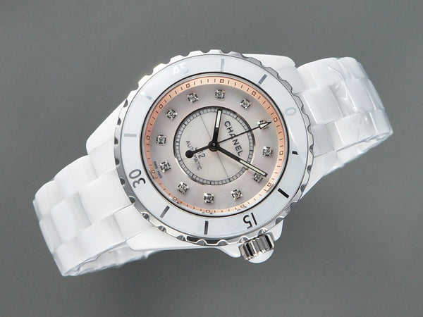 J12 Automatico in ceramica bianca con numeri di diamanti e quadrante rosa 