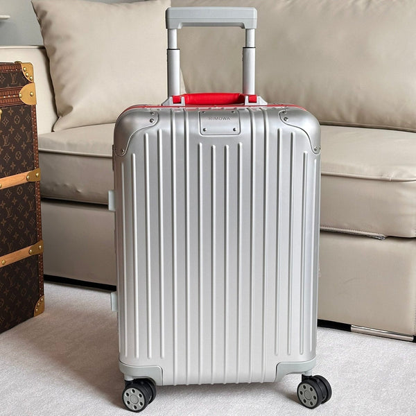 Valise Rimowa 2025 Cabin Twist 21 pouces Argent Rouge Aluminium 273826