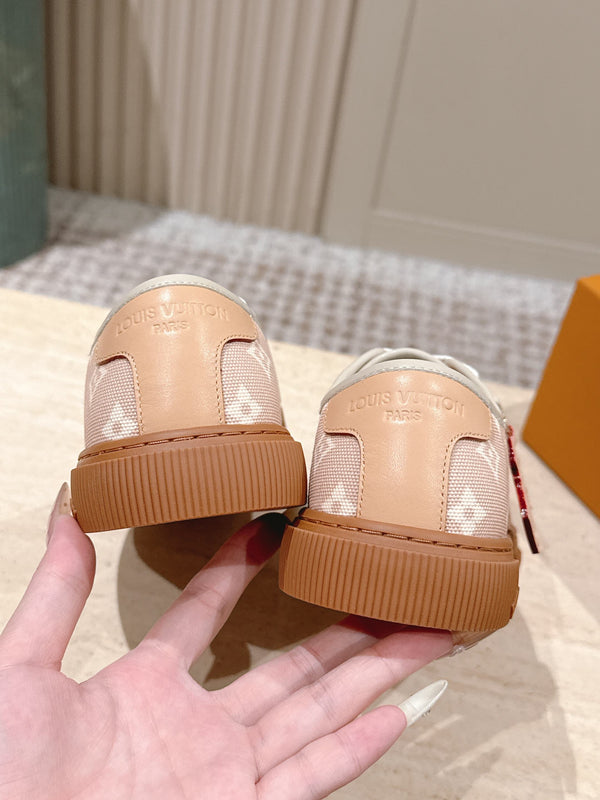 LV Lagoon Sports Shoes Beige Canvas 532989