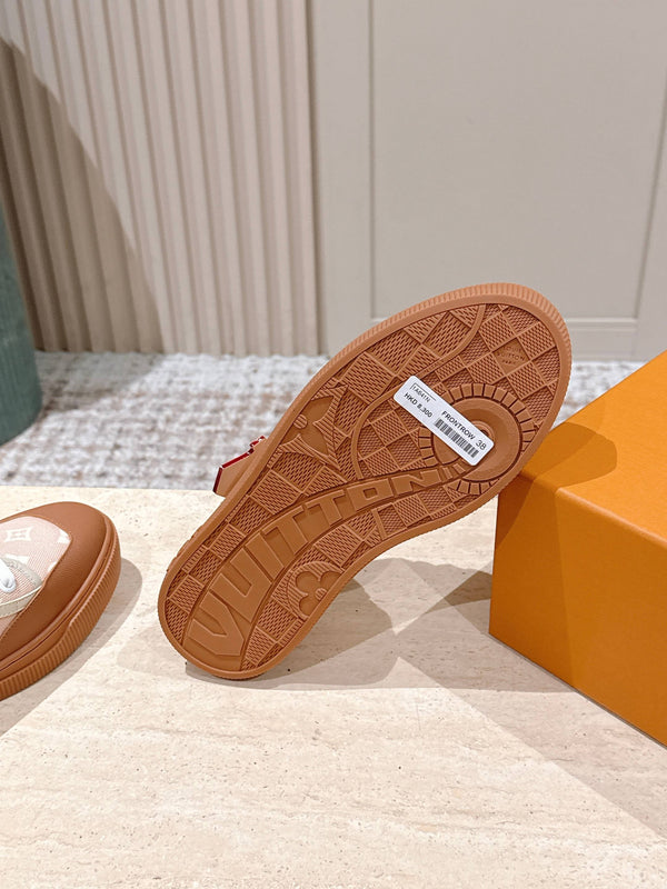 LV Lagoon Sports Shoes Beige Canvas 532989