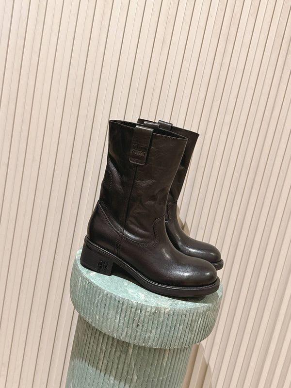 MiuMiu's 26SS Runway Slouch Boots Dark Brown Leather 533043