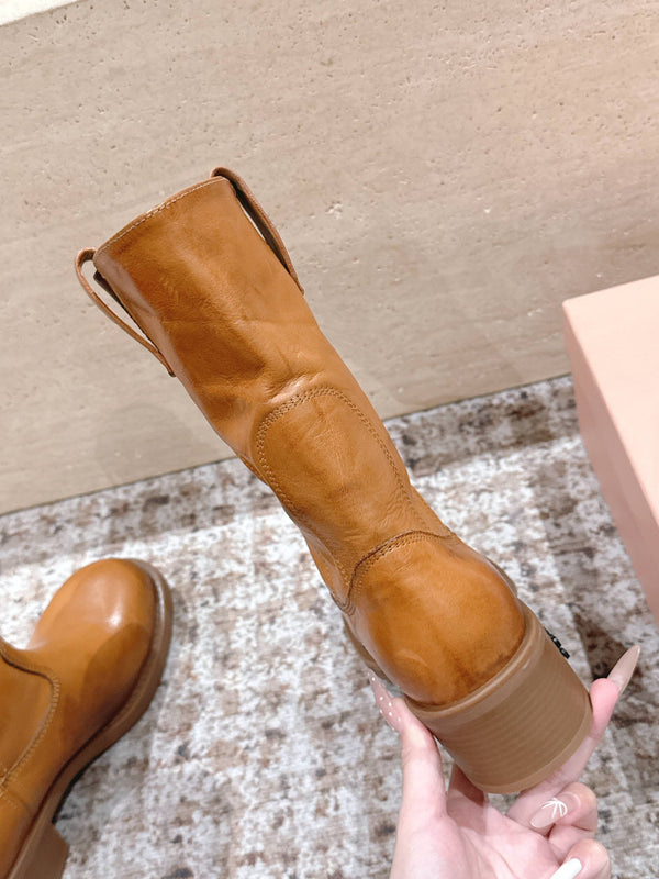 MiuMiu's 26SS Runway Slouch Boots Organge Leather 533044