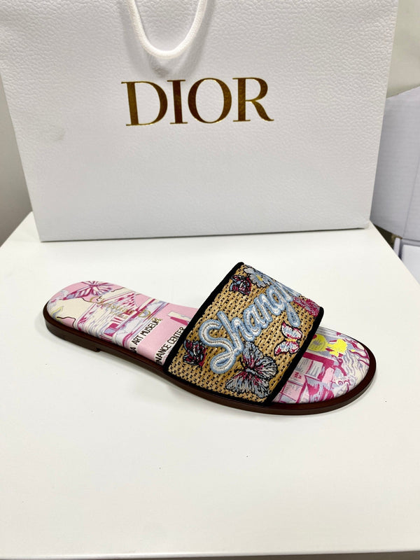 CD 26s Embroidered Sandals Pink Beige Multicolor Canvas Leather 683005